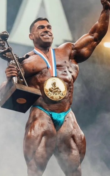 데릭 런스포드.jpg